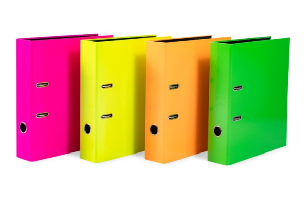 Plusieurs classeurs fluo