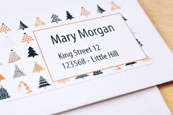 Enveloppe avec une étiquette d'adresse de Noël