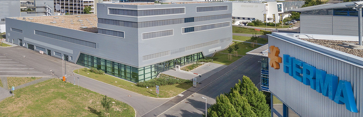 [Translate to Français:] HERMA Etikettiermaschinen Gebäude in Filderstadt