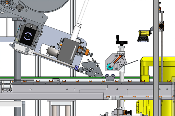Plan technique d'un composant de machine avec un convoyeur, des capteurs et des éléments de commande pour l'automatisation des processus.