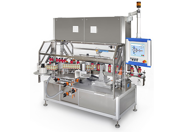 Machine de remplissage automatisée à plusieurs stations pour le remplissage de bouteilles, équipée d'un panneau de commande et de feux de sécurité.