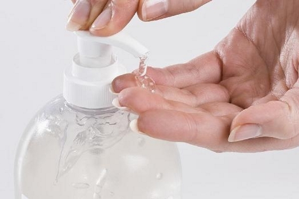 Distributeur de désinfectant pour les mains à 2 mains