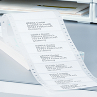 Étiquettes d'adresse sur papier continu