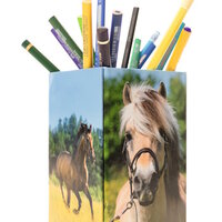 Pot à crayons avec des crayons