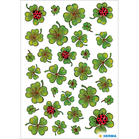 Grüne Kleeblätter mit roten Marienkäfern auf weißem Hintergrund, in verschiedenen Größen und Anordnungen.