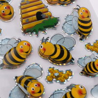 The translation of "Herma Sticker Lustig Kachel" into French is "Autocollant Herma amusant en carreau.